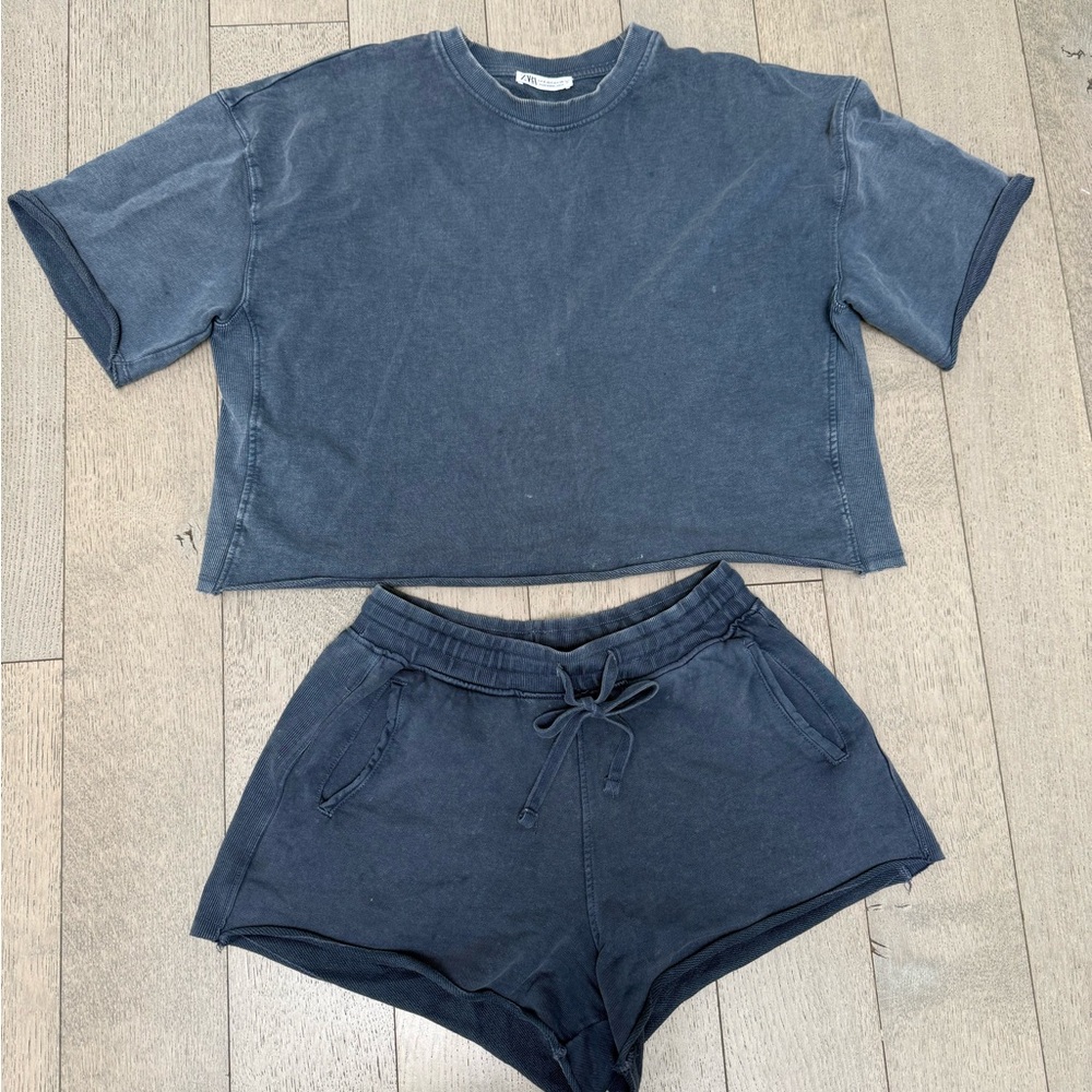 Zara Blue cropped shirt and shorts set
